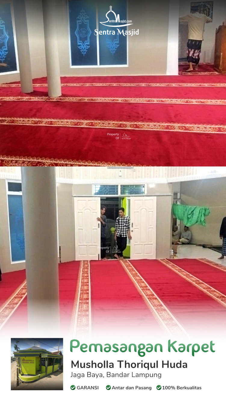 pemasangan karpet di mushola